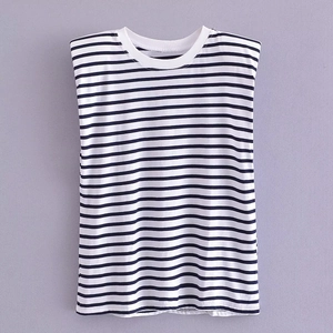 Y2K women's striped t-shirt with padded shoulders and crew neck in black and white