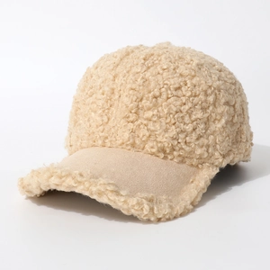 Beige Baseballkappe aus Lammfell-Imitat mit mattem Lederschirm für den Winter