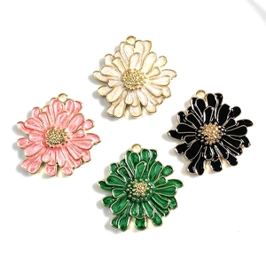 DIY colorful daisy flower pendants in alloy enamel finish for jewelry making
