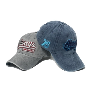 Détail de casquettes vintage délavées avec broderie 3D Always 75 New York City
