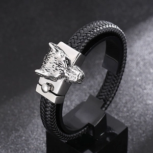 Men's retro braided leather bracelet with a creative silver wolf head metal clasp