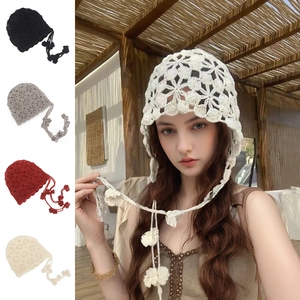 Handgemaakte Gehaakte Opengewerkte Bloemen Gebreide Muts Voor Vrouwen Retro Japanse Stijl Acryl Bonnet Muts Met Banden
