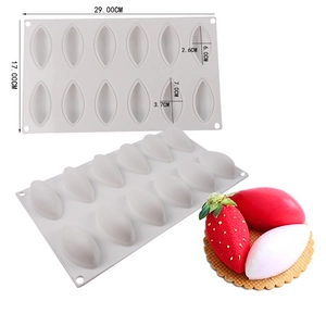 Detailed view of 12-cavity silicone banana mousse mold with precise dimensions in centimeters