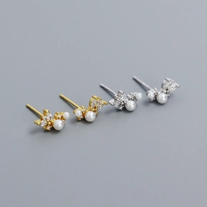 Elegant S925 silver pearl flower earrings with sparkling crystals in gold and silver