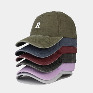 Gewaschene Vintage Baseball Caps mit R-Buchstaben Stickerei in verschiedenen Farben