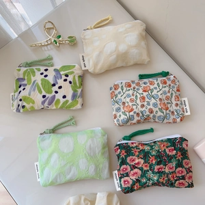 Mini Porte-Monnaie En Coton Imprimé Floral Tissu Plissé Fermeture Éclair Petit Sac De Rangement Pour Écouteurs Rouge À Lèvres
