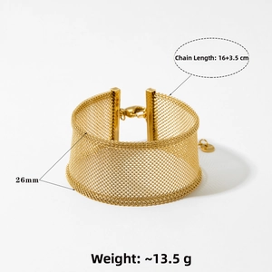Detail view of gold mesh bracelet showing 16+3.5cm length and 26mm width dimensions
