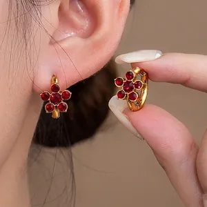18K Gold Plated 304 Stainless Steel Flower Huggie Hoop Earrings For Women Shiny Rhinestone Inlaid Floral Jewelry Gift