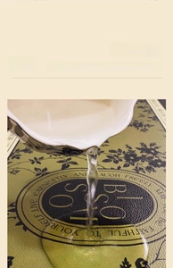 Detail of waterproof green leather placemat showing heat resistance up to 90 degrees
