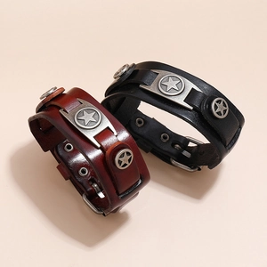Bracciale punk in pelle larga con ciondolo a stella vintage in nero e marrone