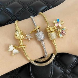 Snake Chain Charm Bracelet Copper 18K Gold Plated Butterfly Bee Star Pendant Shell Cubic Zirconia Jewelry For Women