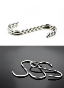 Detail showing 4.0mm thick solid stainless steel S-hook with polished electrolytic finish