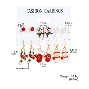 Detailed size specifications for 6-pair Christmas alloy earring set including snowflakes