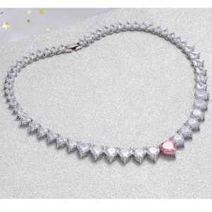 Sparkling 18K gold plated heart cut zircon choker necklace with pink heart accent stone