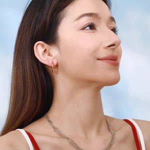 Minimalist C Shape Hoop Earrings 18K Gold Plated Stainless Steel Smooth Moon Design Hypoallergenic Waterproof Jewelry For Women