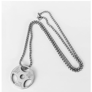 Collier de fitness en acier inoxydable avec pendentif haltère et gravure motivationnelle