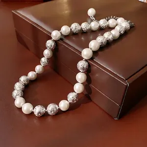 Elegant Faux Artificial Pearl And Textured Copper Bead Choker Necklace For Women Korean Style Minimalist Jewelry