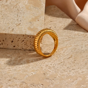 18K gold plated stainless steel ribbed ring with a minimalist croissant texture