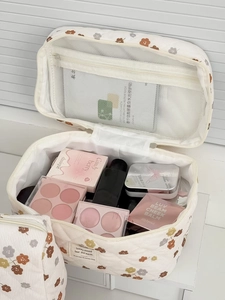 Gesteppte Kosmetiktasche aus Cord mit gelbem Blumendruck und großem Innenraum