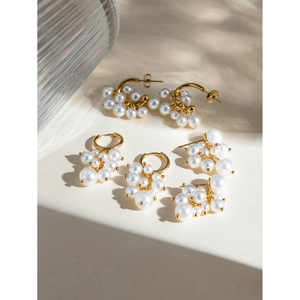 18K gold stainless steel earrings with grape cluster white pearls in elegant style