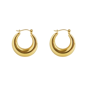 Minimalist thick gold hoop earrings in U-shaped stainless steel for a trendy look