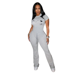 Damen Set Grau mit kurzärmeligem Oberteil, Break My Soul Aufdruck und Schlaghose im Streetstyle
