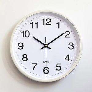 Minimalist 30cm plastic quartz wall clock with black numbers on white round dial