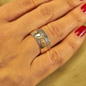 Vintage gold-plated wide band ring featuring detailed Tree of Life engraving for women