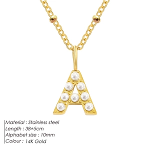 Collier en acier inoxydable avec pendentif lettre A et perles en finition or 14K