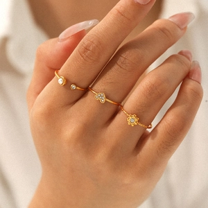 Bagues En Acier Inoxydable Cœur Fleur Fausse Künstliche Perle Strass Bijoux De Doigt Ouverts Ajustables Pour Femmes Plaqué Or
