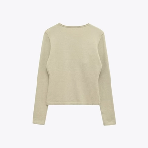 Maglione in maglia a maniche lunghe con girocollo in verde oliva chiaro e trama fine
