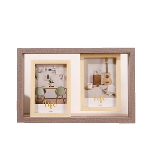 Minimalist wooden multi-aperture photo frame for 4x6 inch pictures for desktop display