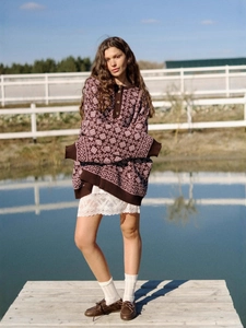 Pull rétro marron oversize pour femme avec motif jacquard géométrique tricoté d'automne