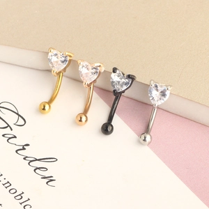 Piercings de sourcil et cartilage 16G avec zircon en forme de cœur en quatre finitions