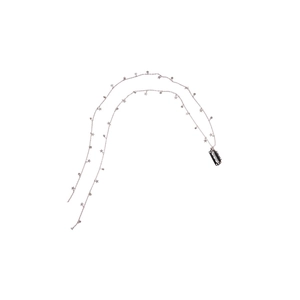 Pince à cheveux papillon argentée avec longues pampilles, perles et pendentifs étoiles