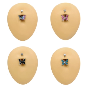 Grille de piercings de nombril papillon en violet, rose, noir et bleu sur modèles