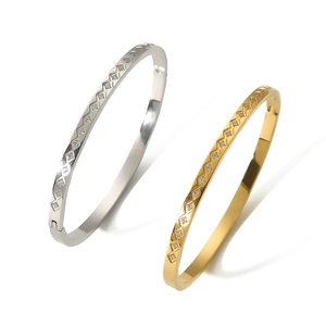 18k gold plated stainless steel diamond bangle with geometric rhombus pattern engraving