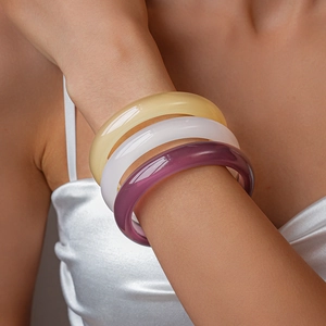 Resin Bangle Minimalist Round Geometric Smooth Polished Fashion Bracelet For Women Elegant Jewelry Accessory