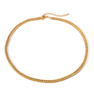 Polished 18K gold plated stainless steel twisted chain necklace in a circular layout