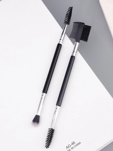 Dual-ended eyebrow brush set with spoolie and comb for blending and grooming eyelashes