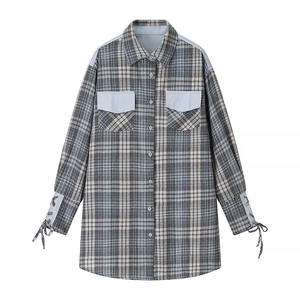 Robe chemise à carreaux pour femmes avec poignets lacés et détails de poches contrastées