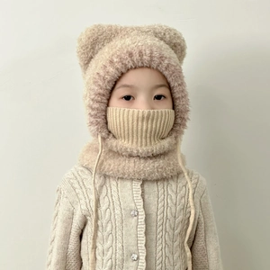 Winter plush bear ear hat with integrated neck gaiter for kids in beige warm knit