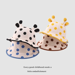Cappelli alla pescatora bimbo in cotone a pois con corna di giraffa in quattro colori
