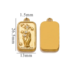 Detailed view of the 26.5x13mm gold tarot star pendant showing 3D relief and dimensions