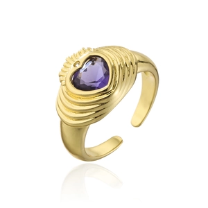 Detail of 18K gold-plated ring with purple heart zircon and textured spiral patterns