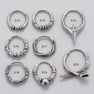 Pendientes De Aro De Acero Inoxidable Vintage Punk Goth Spike Patrón De Serpiente Joyería De Piercing