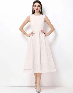 Robe Midi Sans Manches Rétro Française Élégante Künstliche Perles Jacquard Tricot Taille Haute Ligne A Jupe Grande Amplitude Abricot