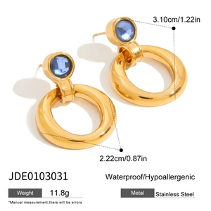 Detail showing 3.10cm gold hollow hoop earrings with blue zircon and size specifications