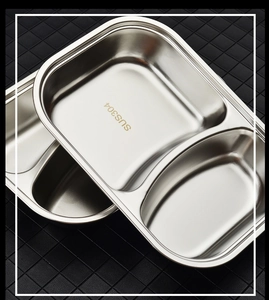 Detail of double-compartment 304 stainless steel lunch box showing the SUS304 material stamp
