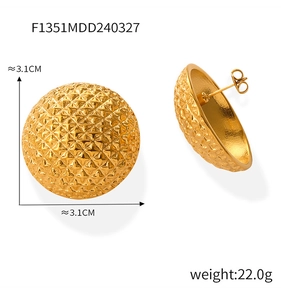 Detail view of 3.1cm golden dome earrings with diamond lattice texture and 22g weight